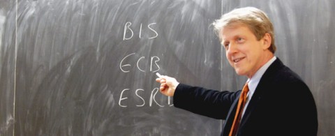 robertshiller2011