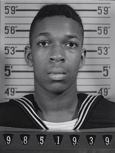 450px-U.S._Naval_Reserve_portrait_of_Johnny_Coltrane